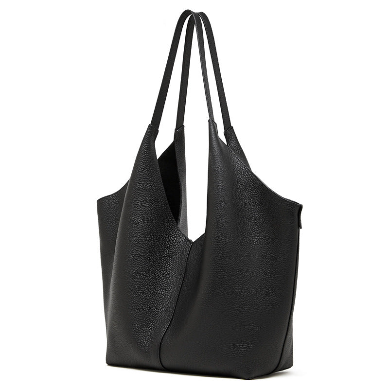 Oversized Full-Grain Leather Tote Bag  Large Capacity Carryall for Travel & Everyday Use