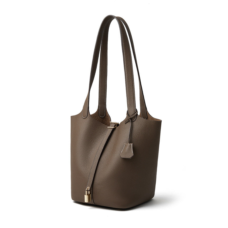 XL Full-Grain Leather Bucket Bag  Large Capacity Travel Carryall Tote