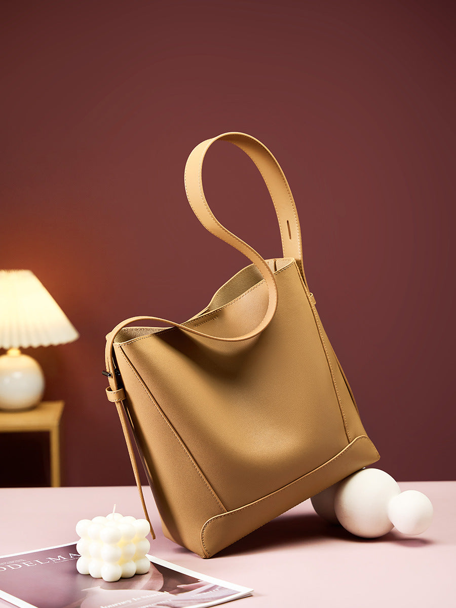 Vintage Leather Bucket Bag  Minimalist Shoulder & Crossbody Bag for Everyday Use