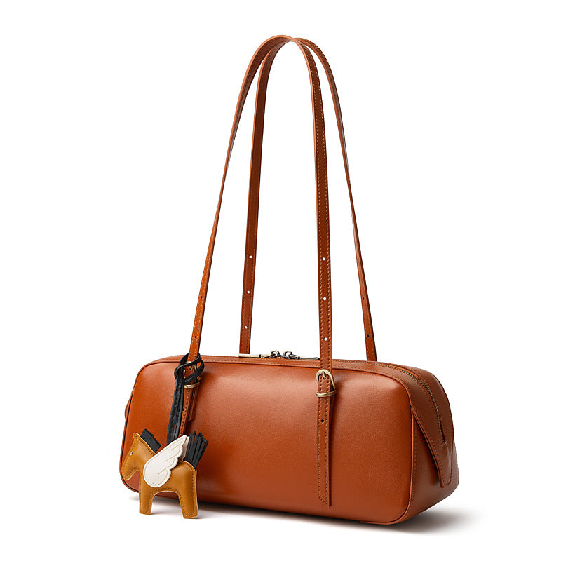 Unisex Full-Grain Leather Shoulder Bag  Minimalist Zipper Bag for Everyday Use