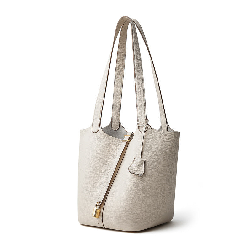 XL Full-Grain Leather Bucket Bag  Large Capacity Travel Carryall Tote