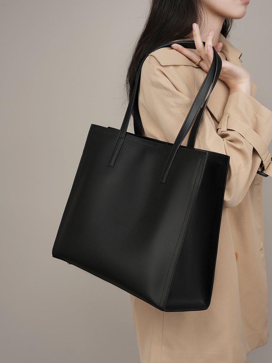 Large Leather Tote Bag with Zipper  Vintage Minimalist Shoulder Bag for Everyday Use