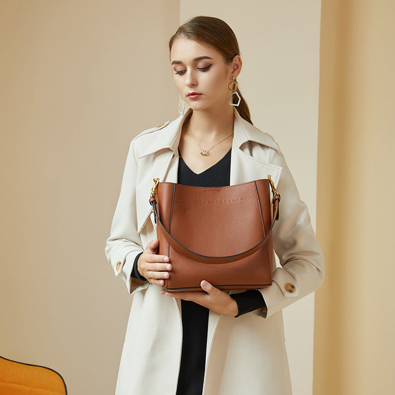 Vintage Full-Grain Leather Bucket Bag  Minimalist Shoulder Bag for Everyday Use